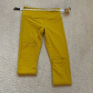 Athleta Golden Elation 7/8 Leggings